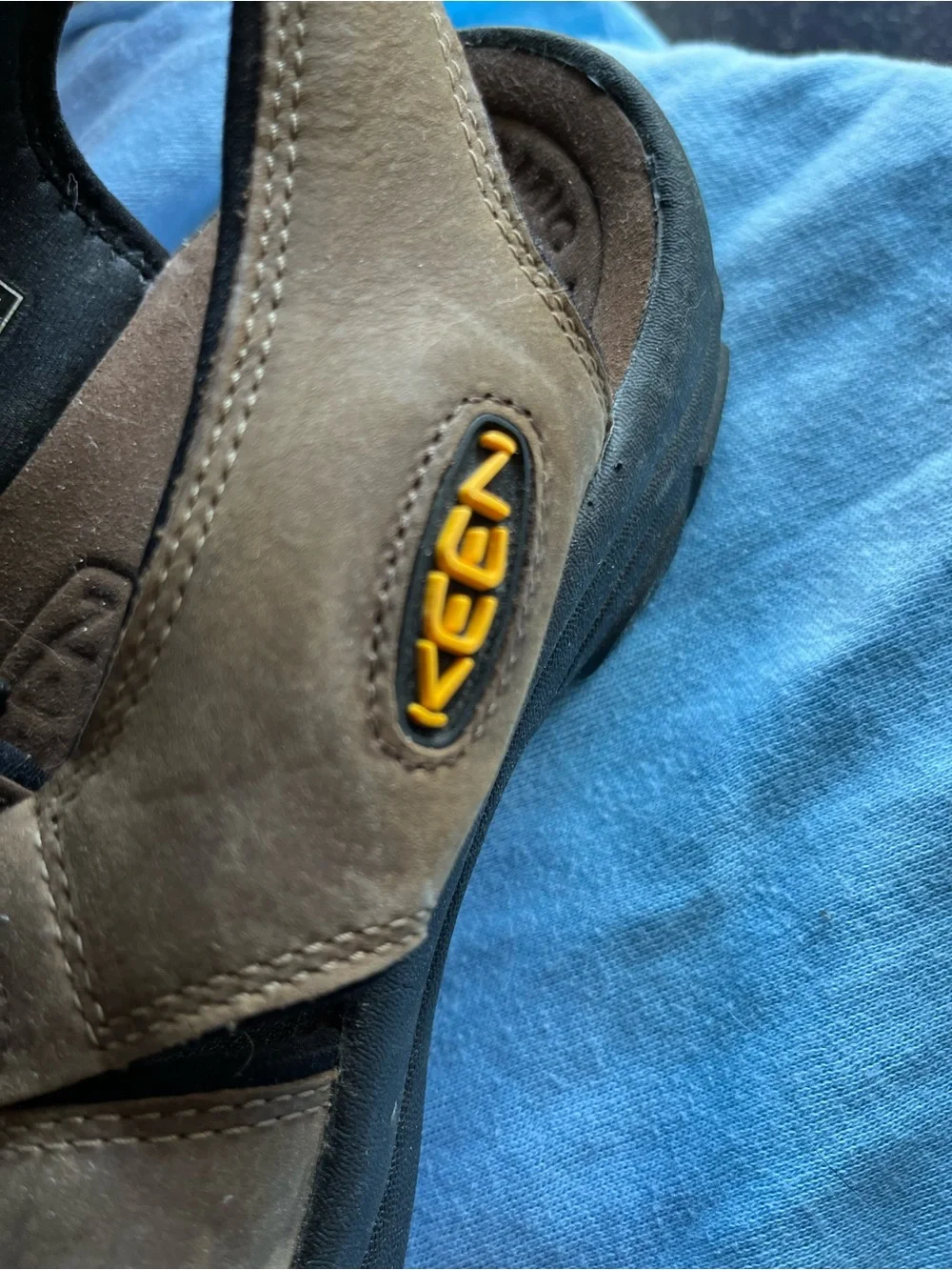 Keen Brown Closed-Toe Men’s Outdoor Sandals, wore once inside